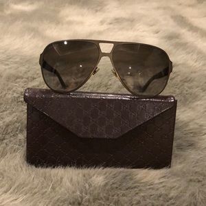 Authentic Gucci Men’s Aviator Sunglasses